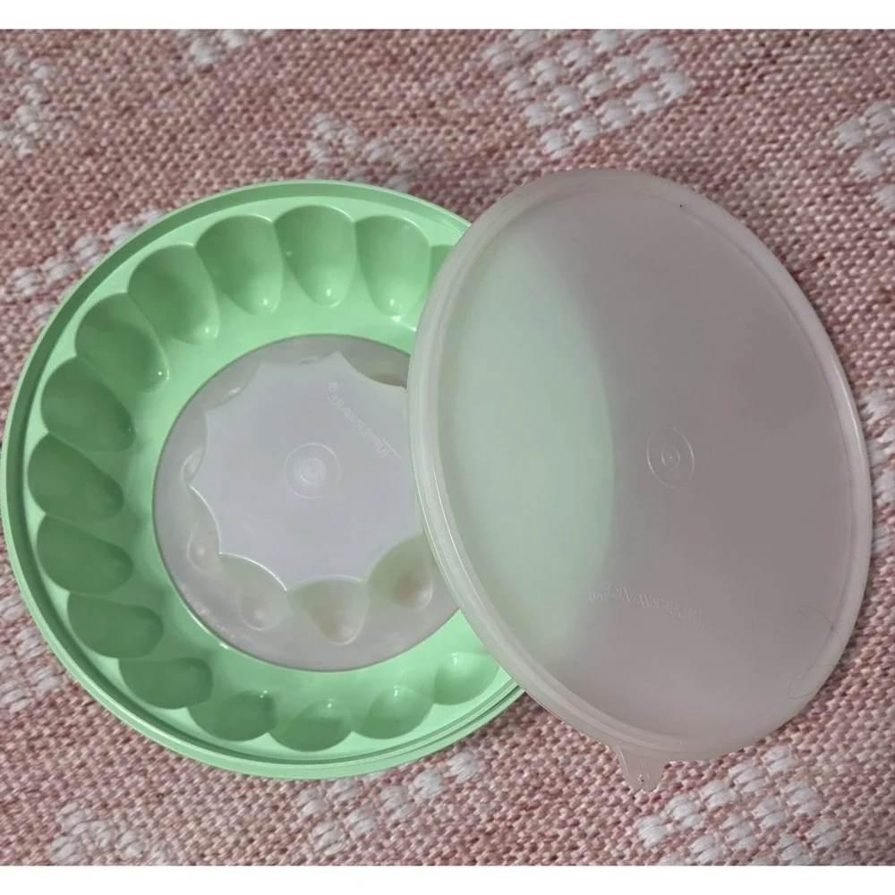 Vintage Tupperware Green Jell-n-Serve Jello Mold With‎ Insert And Lid Mint Green
